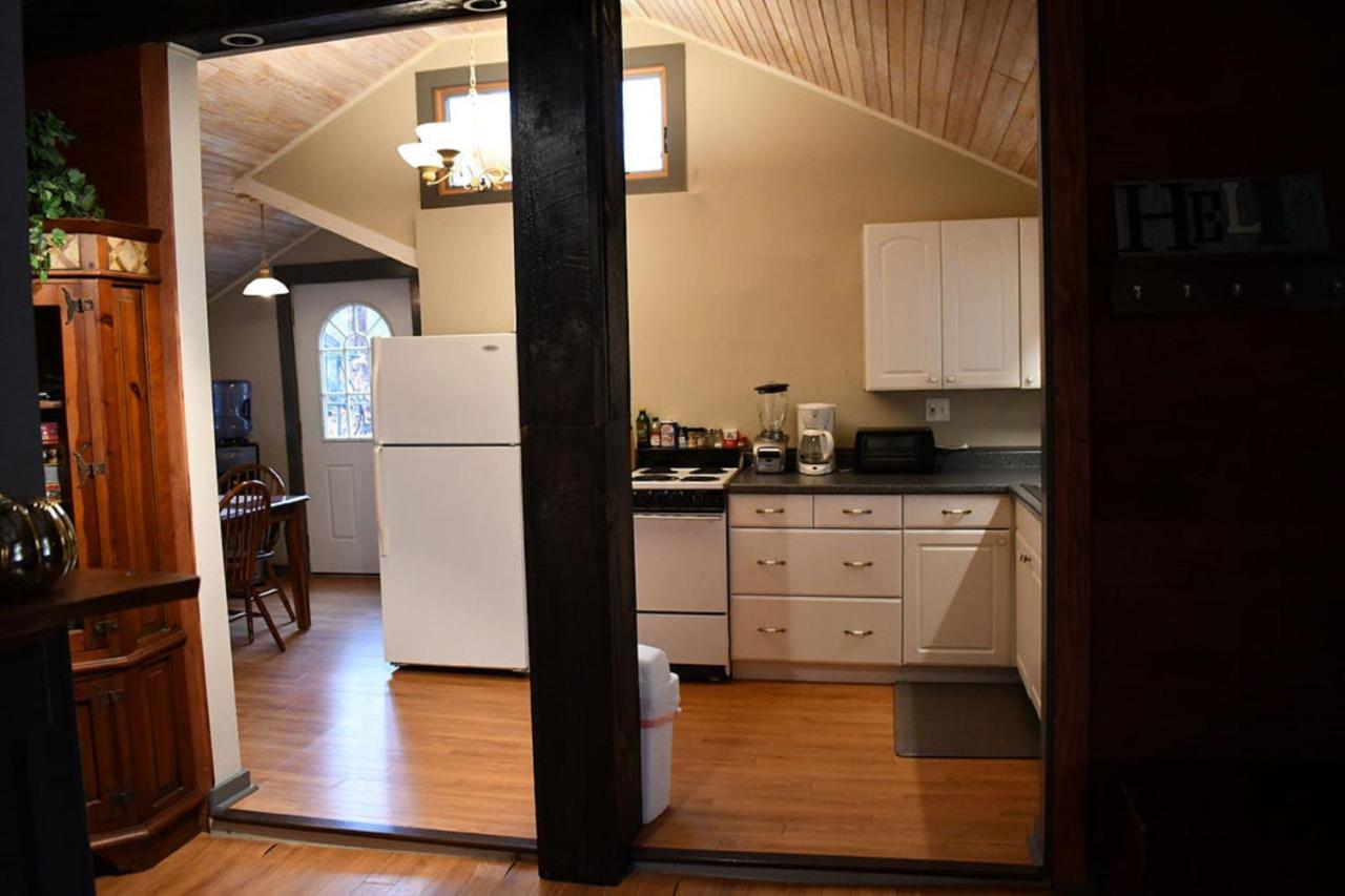 Brook Road Cabin Goshen Εξωτερικό φωτογραφία