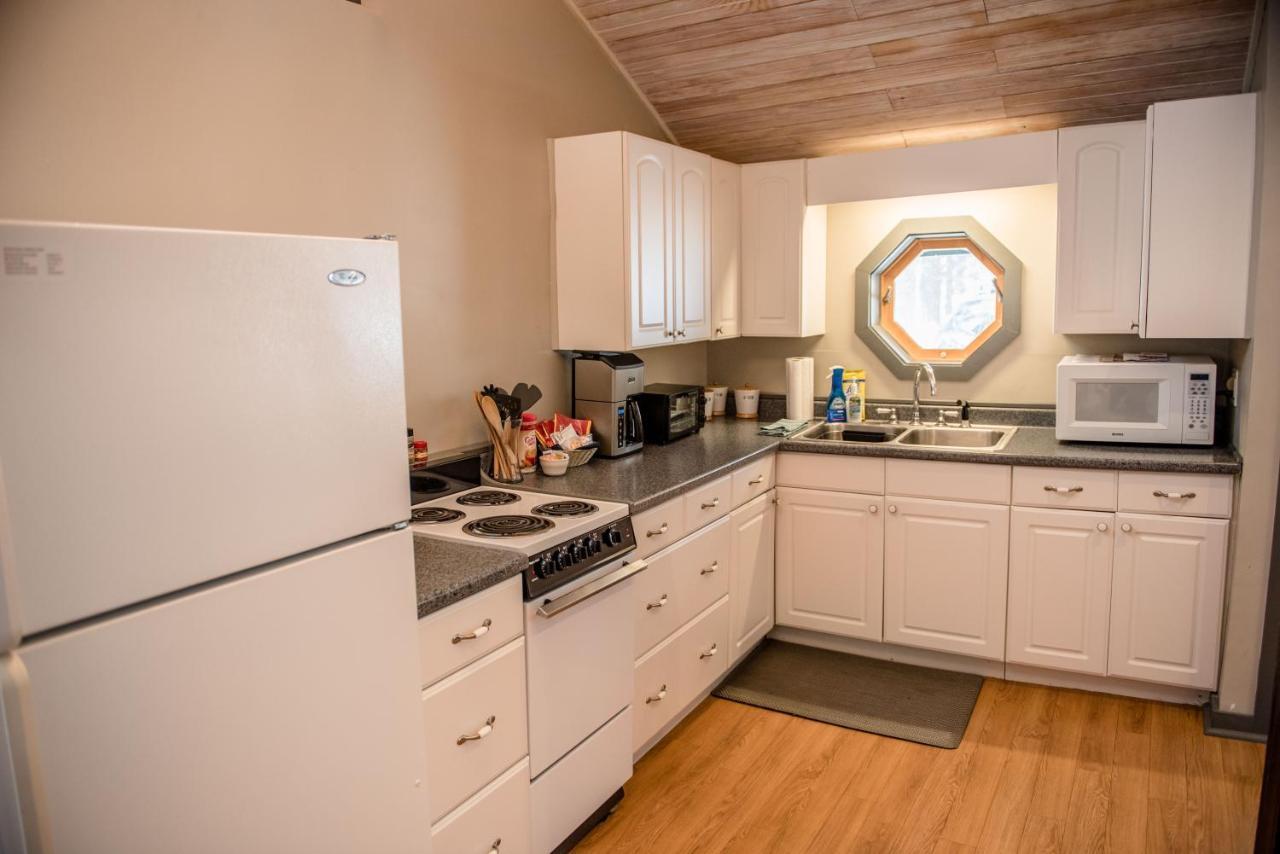 Brook Road Cabin Goshen Εξωτερικό φωτογραφία