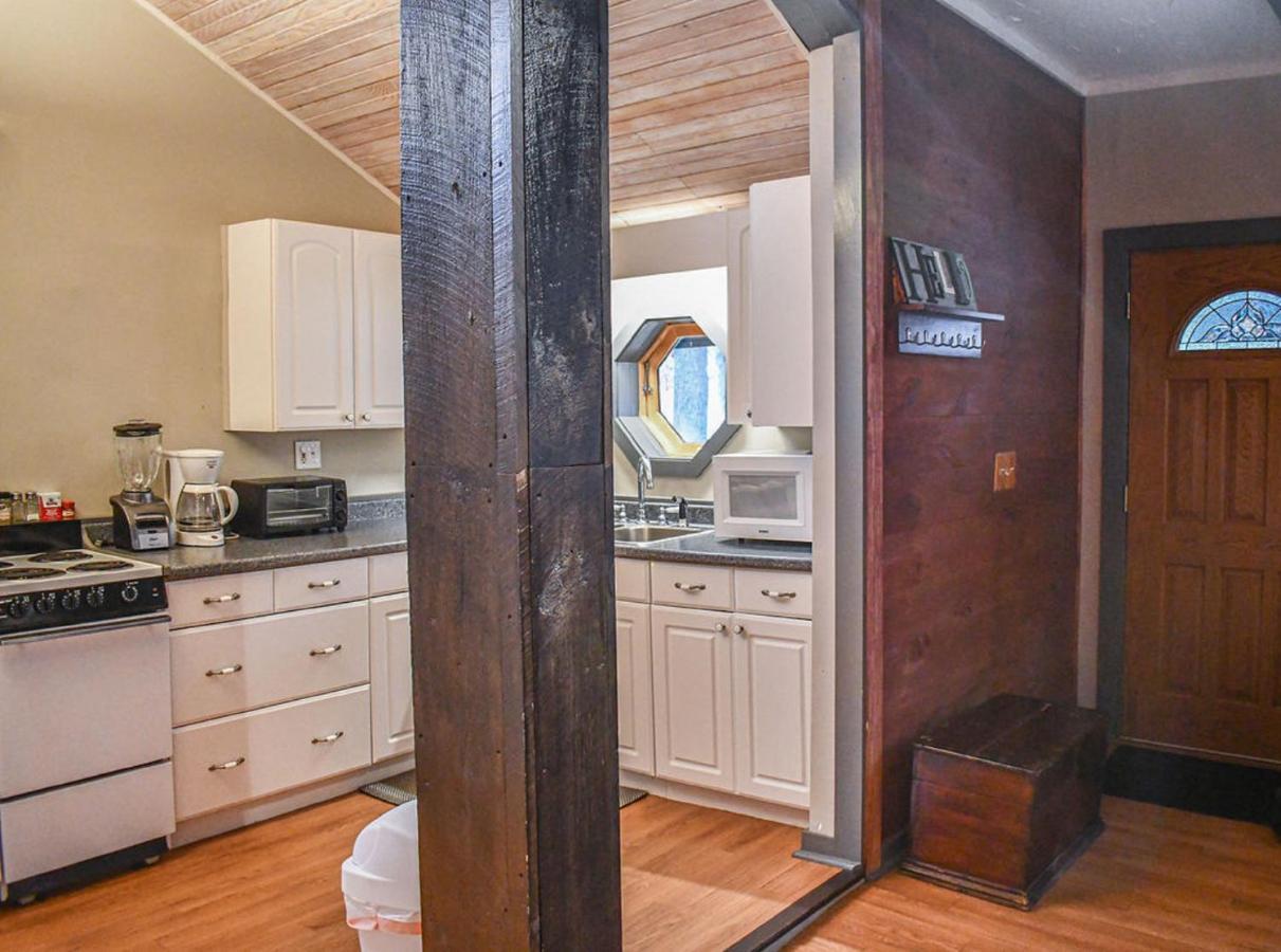 Brook Road Cabin Goshen Εξωτερικό φωτογραφία