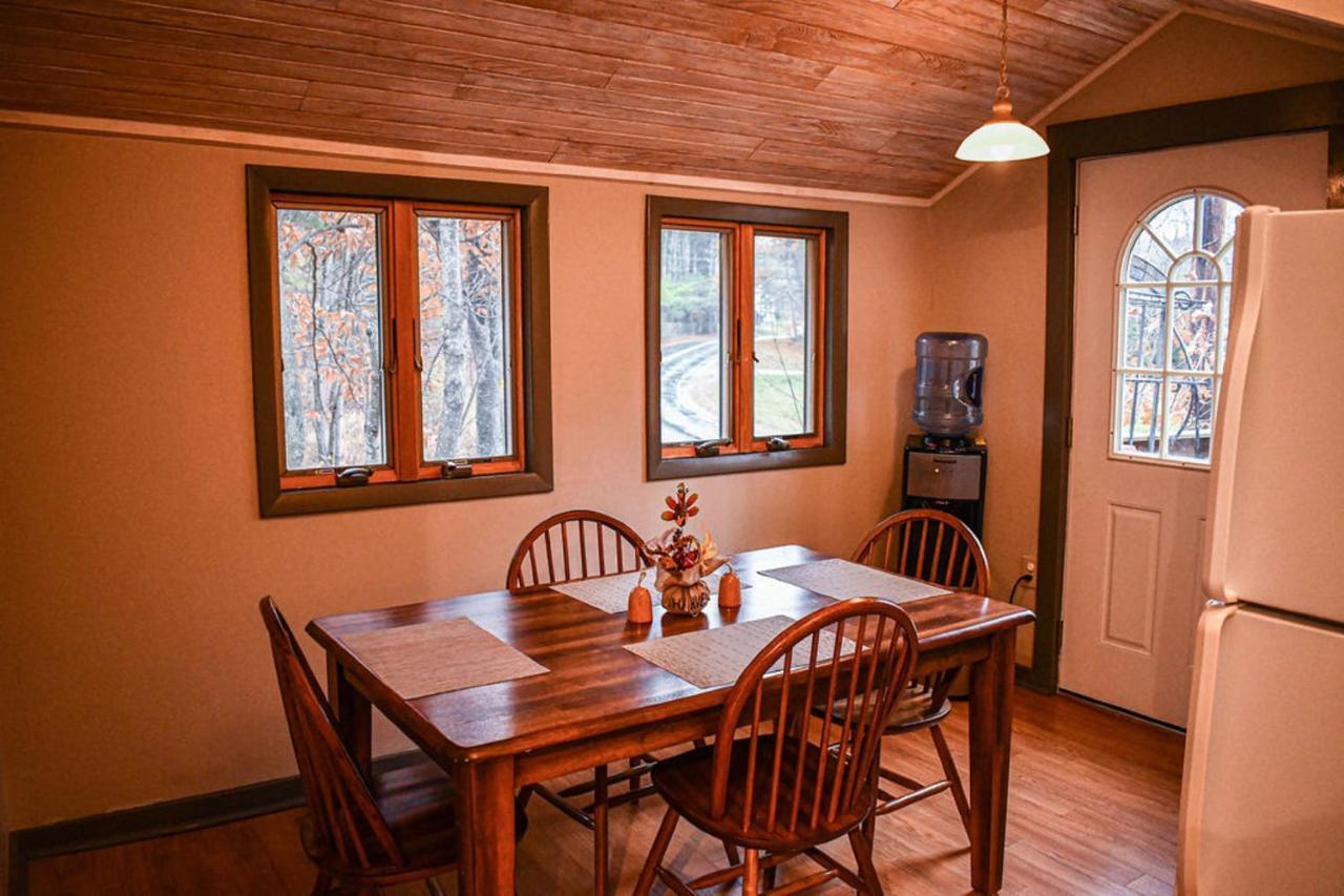 Brook Road Cabin Goshen Εξωτερικό φωτογραφία